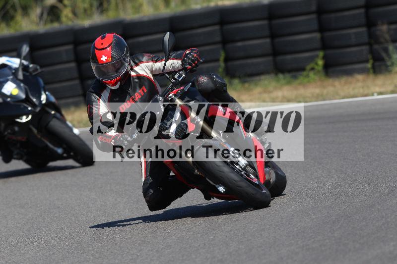 Archiv-2022/51 10.08.2022 Freeride Training ADR/Medium/unklar
